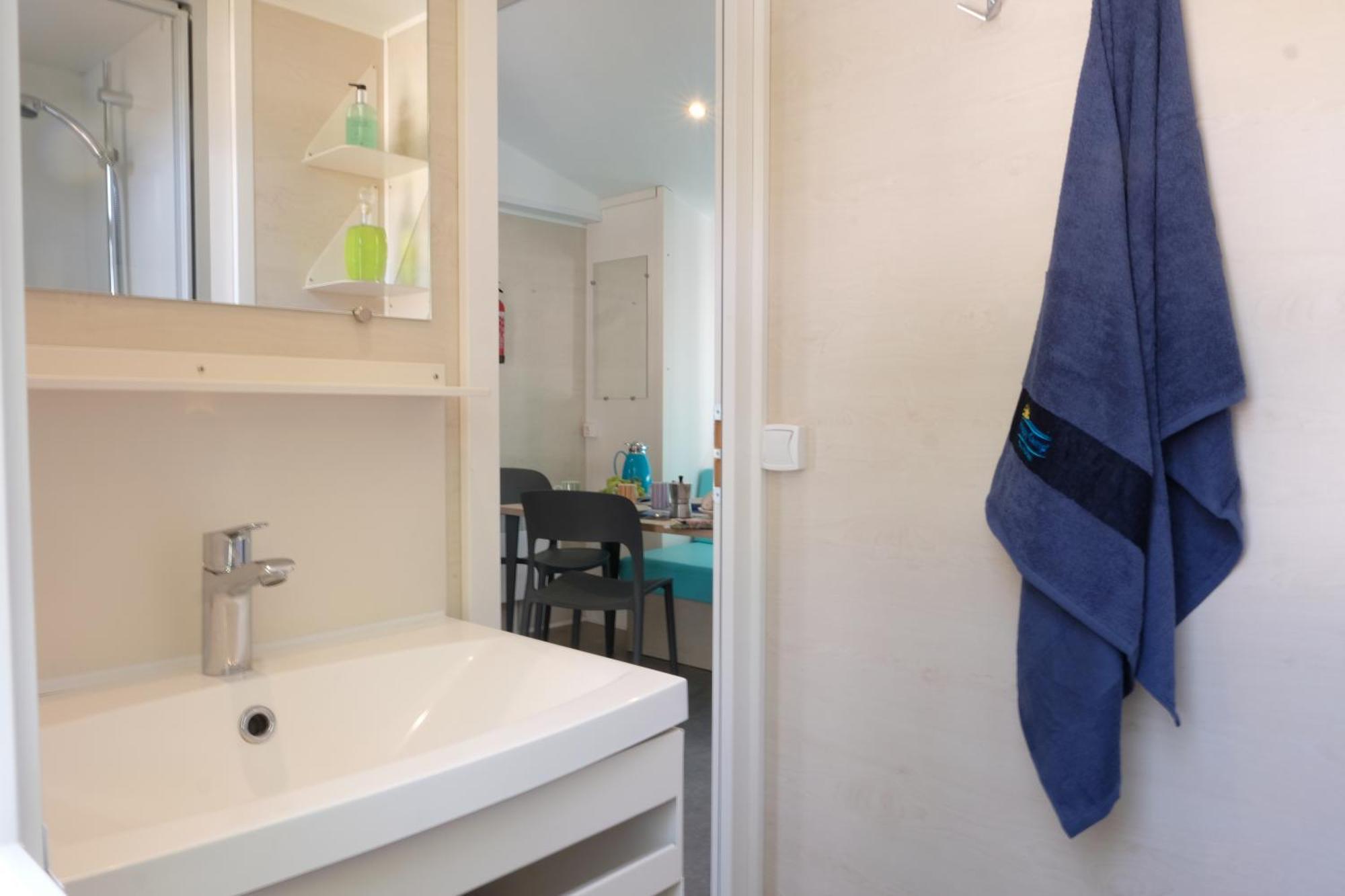 Happy Camp Mobile Homes In Camping Amadria Park Camping Trogir Seget Vranjica Exterior photo