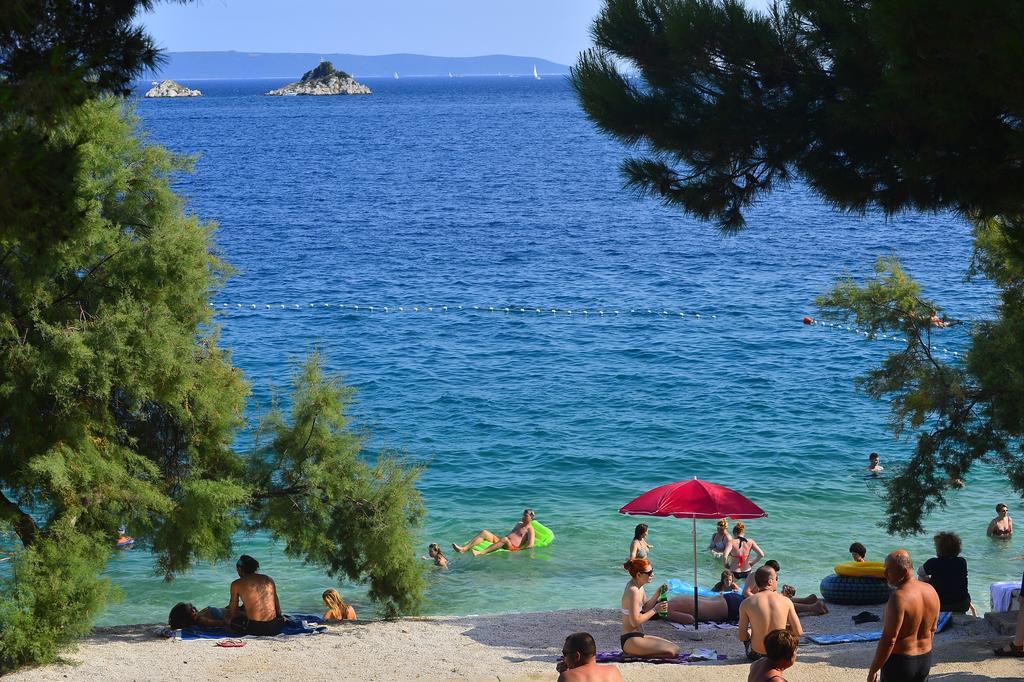 Happy Camp Mobile Homes In Camping Amadria Park Camping Trogir Seget Vranjica Exterior photo