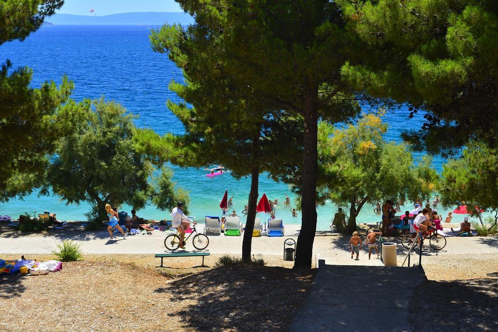 Happy Camp Mobile Homes In Camping Amadria Park Camping Trogir Seget Vranjica Exterior photo